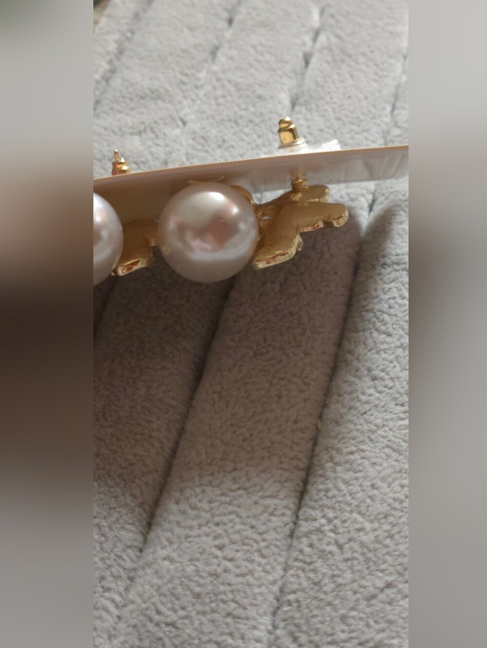 Gold Flower Pearl Drop Earrings with Clear Crystals Like Rhinestone - Picture 11 of 16